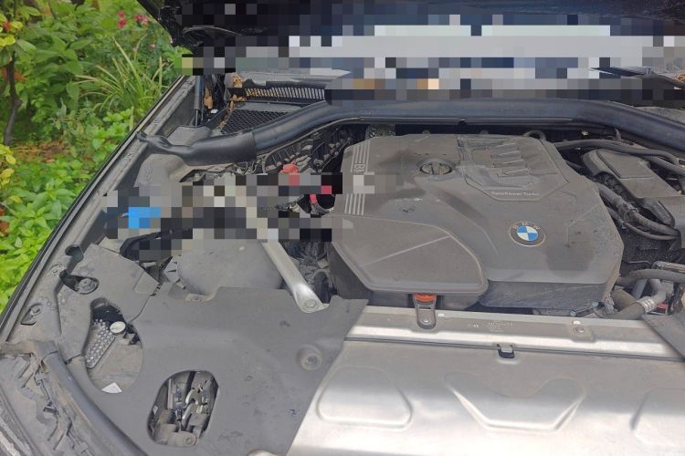 Used BMW X4 2022 xDrive 25i M Sport Package Engine Bay Right