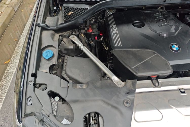 Used BMW X4 2022 xDrive 25i M Sport Package Engine Bay Right