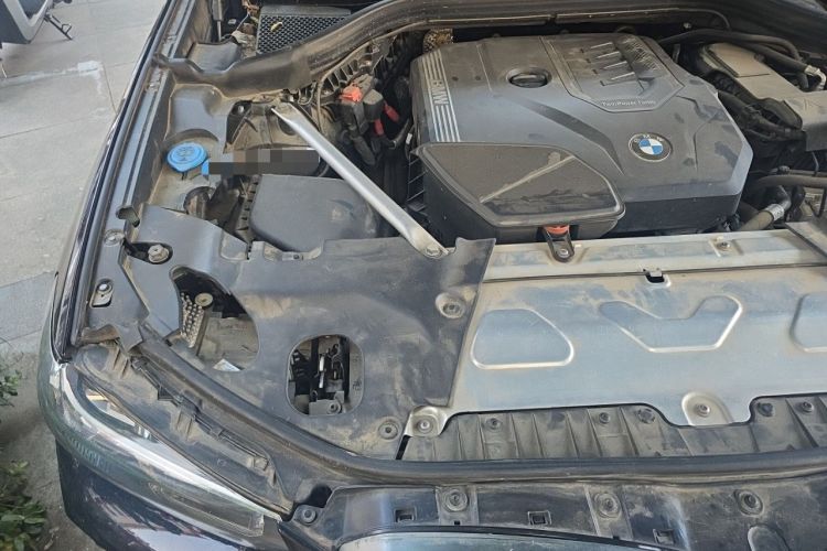 Used BMW X4 2022 xDrive 25i M Sport Package Engine Bay Right