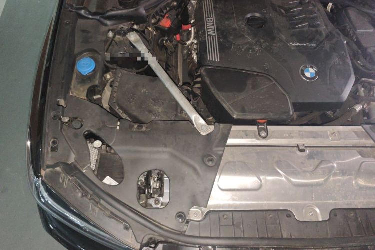 Used BMW X4 2022 xDrive 30i M Sport Package Engine Bay Right