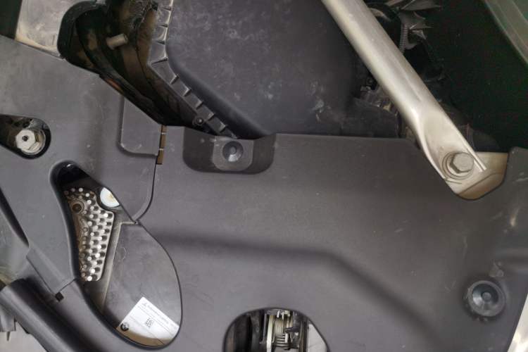 Used BMW X4 2022 xDrive 25i M Sport Package Engine Bay Right