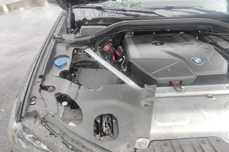 Used BMW X4 2022 Restyled xDrive 30i M Sport Night Edition Package Engine Bay Right
