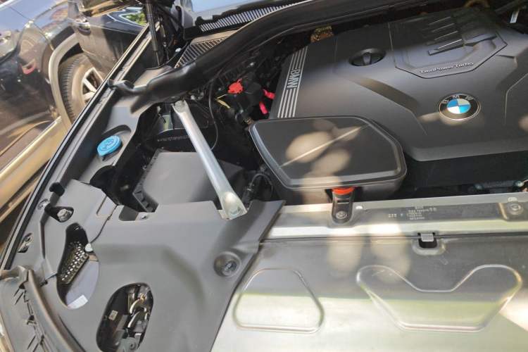 Used BMW X4 2022 xDrive 25i M Sport Package Engine Bay Right