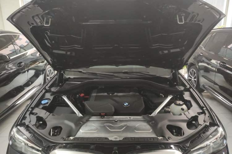 Used BMW X4 2022 xDrive 30i M Sport Package Engine Bay