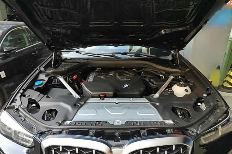 Used BMW X4 2022 xDrive 30i M Sport Package Engine Bay