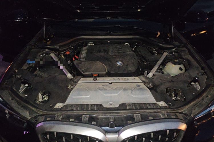 Used BMW X4 2022 xDrive 25i M Sport Package Engine Bay