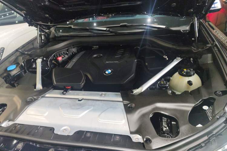 Used BMW X4 2022 xDrive 30i M Sport Package Engine Bay