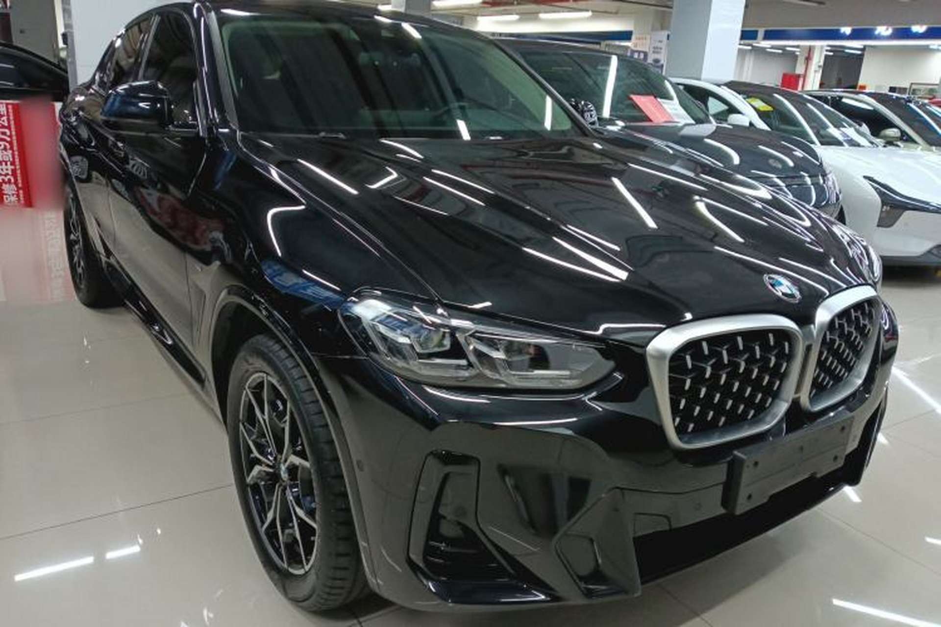 Used BMW X4 2022 xDrive 25i M Sport Package Exterior 1