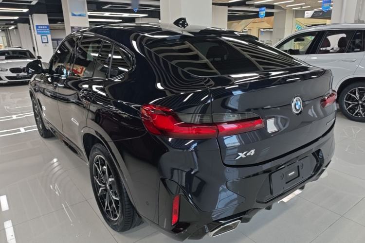 Used BMW X4 2022 xDrive 25i M Sport Package Exterior 2