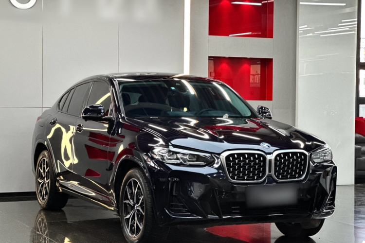 Used BMW X4 2022 xDrive 25i M Sport Package Exterior 2