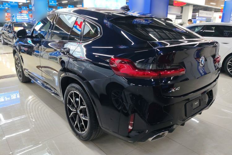 Used BMW X4 2022 xDrive 25i M Sport Package Exterior 2