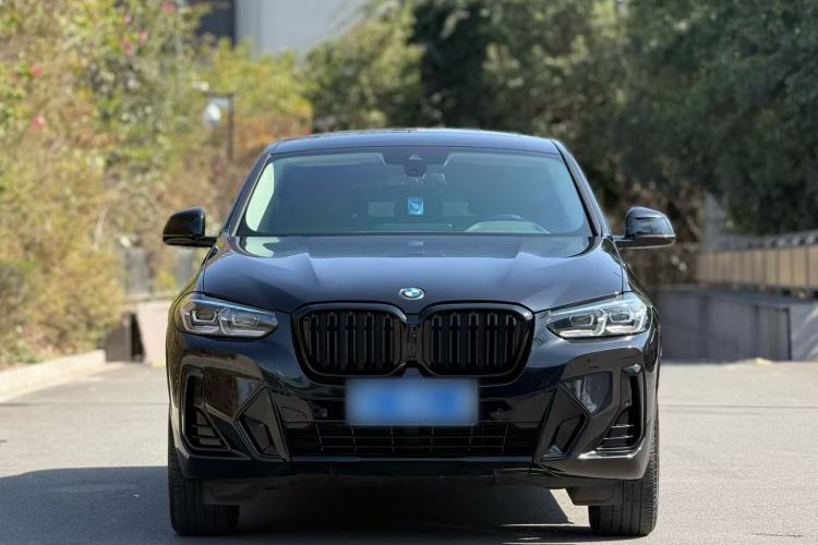 Used BMW X4 2022 xDrive 25i M Sport Package Exterior 2