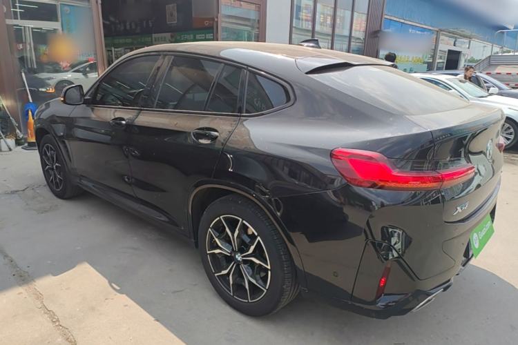 Used BMW X4 2022 xDrive 25i M Sport Package Exterior 2