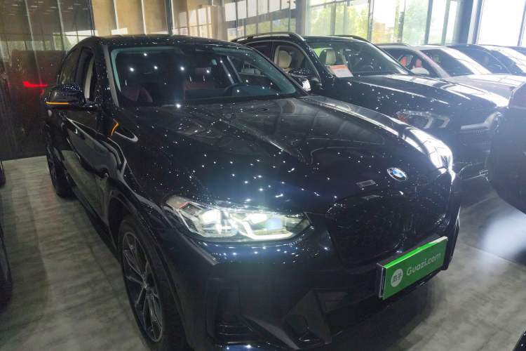 Used BMW X4 2022 xDrive 30i M Sport Package Exterior 2