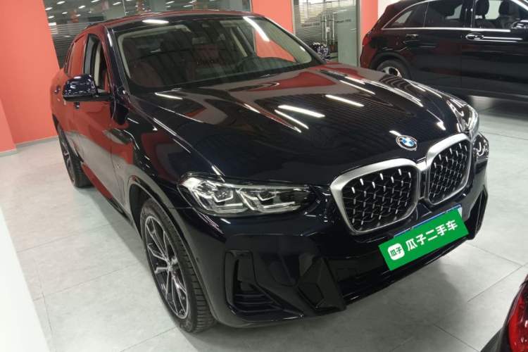 Used BMW X4 2022 xDrive 30i M Sport Package Exterior 2