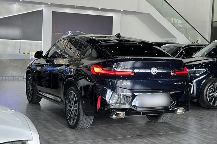 Used BMW X4 2022 xDrive 30i M Sport Package Exterior 3