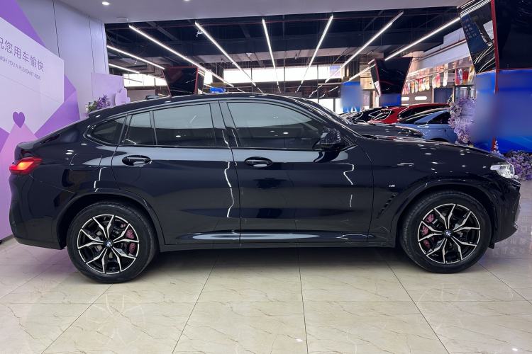 Used BMW X4 2022 xDrive 25i M Sport Package Exterior 3