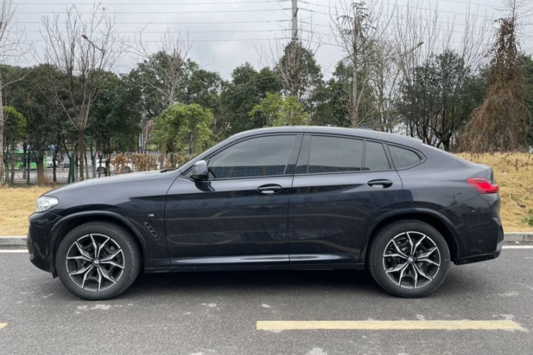 Used BMW X4 2022 xDrive 25i M Sport Package Exterior 3
