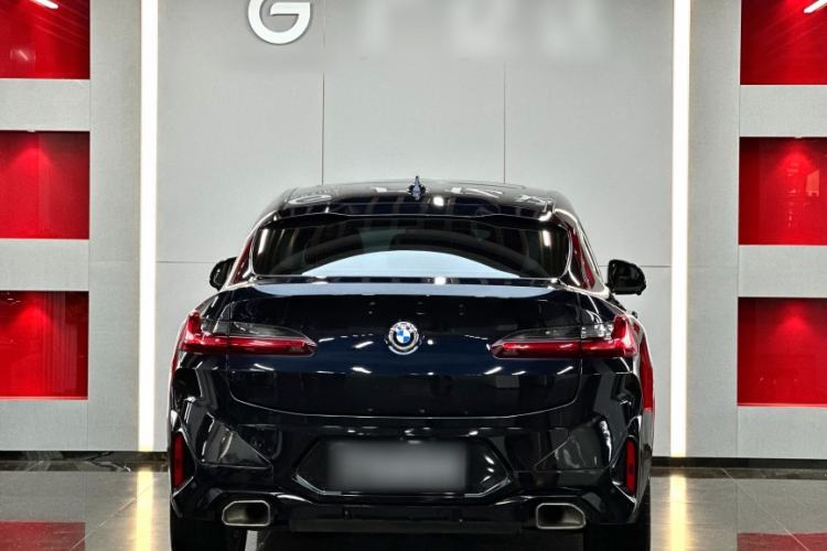 Used BMW X4 2022 xDrive 25i M Sport Package Exterior 4