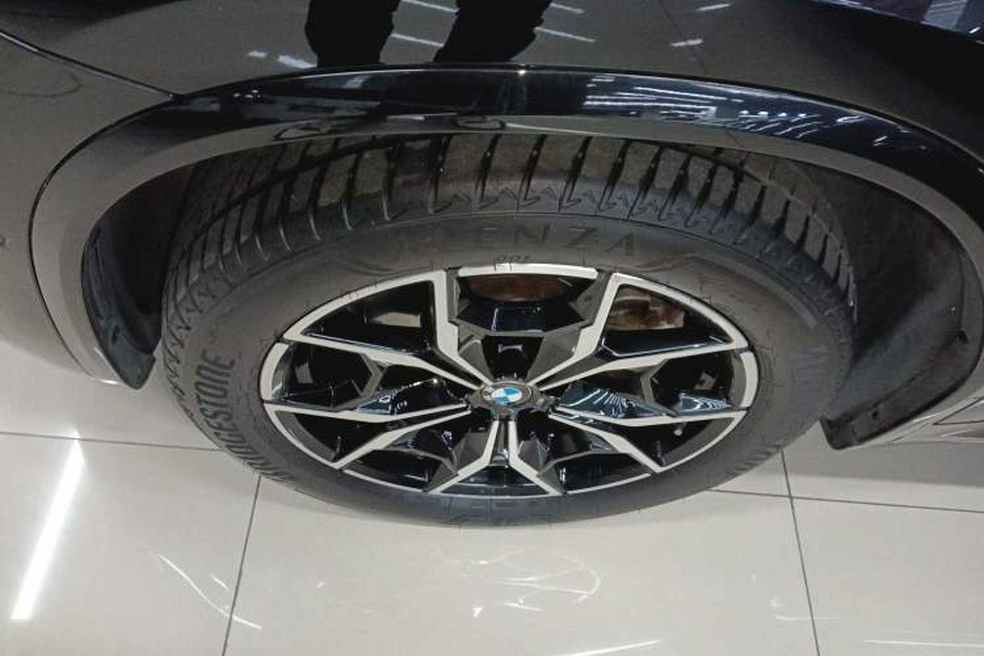 Used BMW X4 2022 xDrive 25i M Sport Package Exterior 4