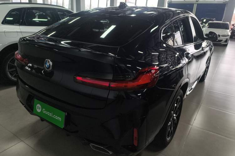 Used BMW X4 2022 xDrive 25i M Sport Package Exterior 5