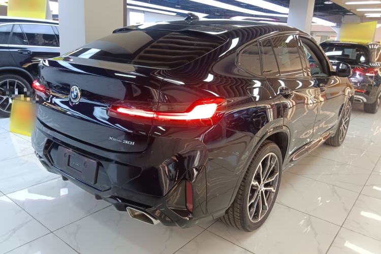 Used BMW X4 2022 xDrive 30i M Sport Package Exterior 5