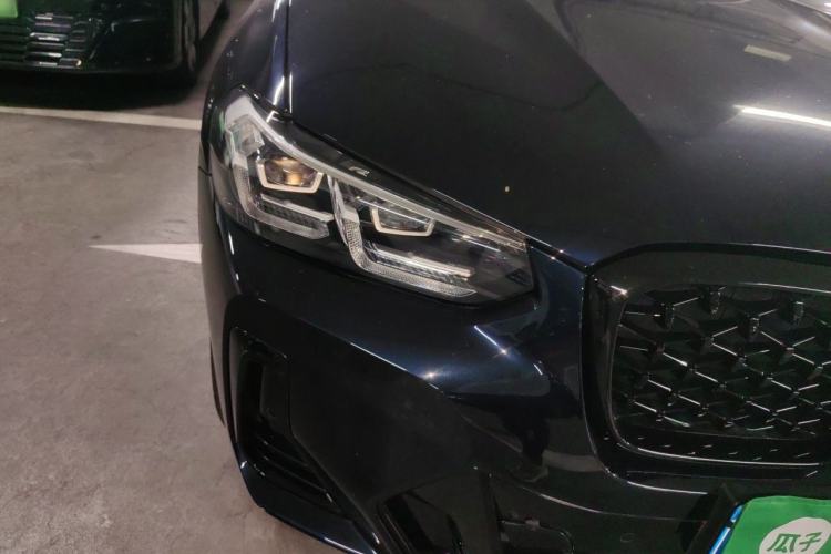 Used BMW X4 2022 xDrive 30i M Sport Package Exterior 6