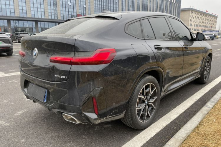 Used BMW X4 2022 xDrive 25i M Sport Package Exterior 6