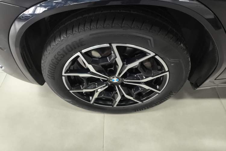 Used BMW X4 2022 xDrive 25i M Sport Package Exterior 7