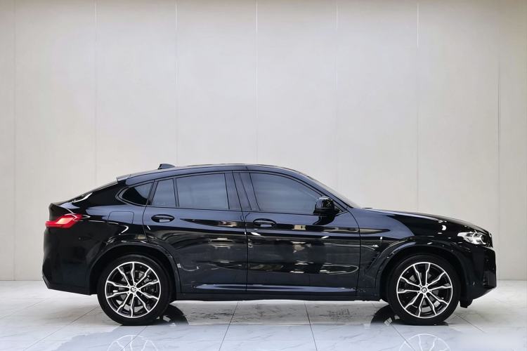 Used BMW X4 2022 xDrive 25i M Sport Package Exterior 7