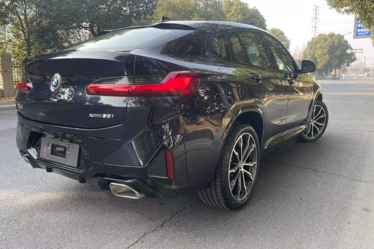 Used BMW X4 2022 xDrive 30i M Sport Package Exterior 7