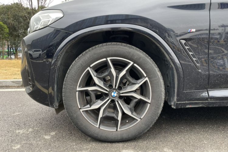 Used BMW X4 2022 xDrive 25i M Sport Package Exterior 7