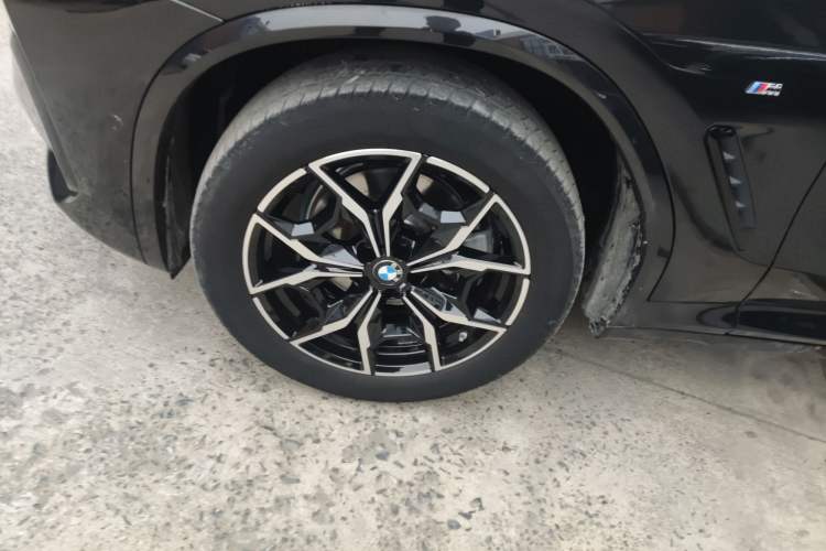 Used BMW X4 2022 xDrive 25i M Sport Package Exterior 7