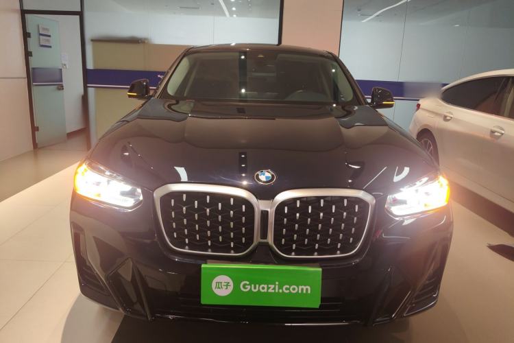 Used BMW X4 2022 xDrive 25i M Sport Package Front