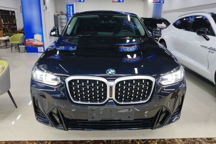 Used BMW X4 2022 xDrive 25i M Sport Package Front