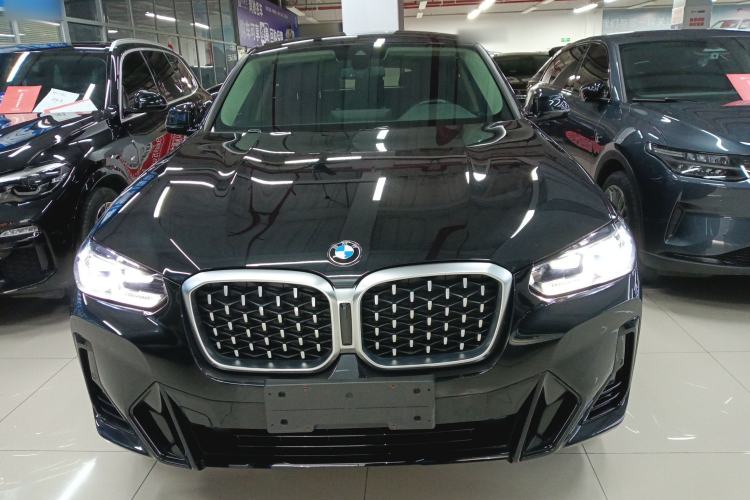 Used BMW X4 2022 xDrive 25i M Sport Package Front