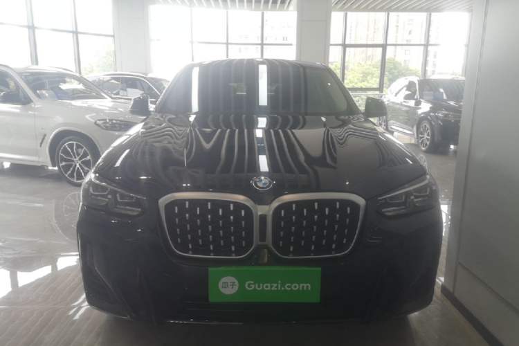 Used BMW X4 2022 xDrive 25i M Sport Package Front