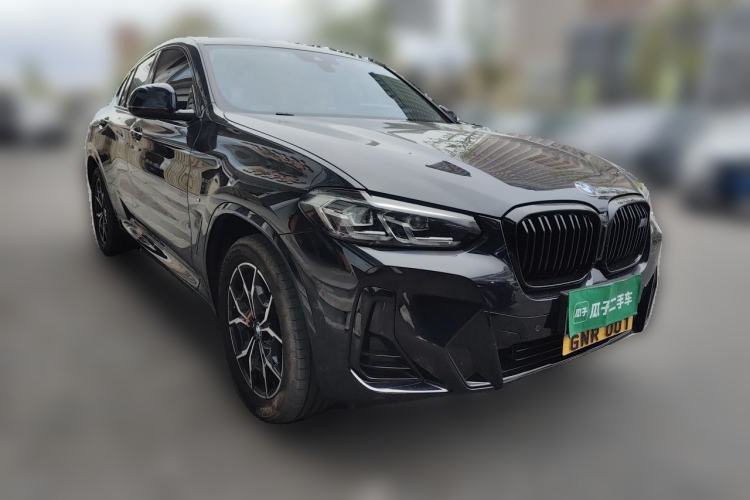 Used BMW X4 2022 xDrive 25i M Sport Package Front Right 45 Deg