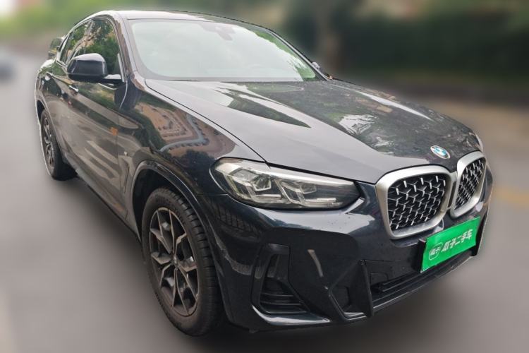 Used BMW X4 2022 xDrive 25i M Sport Package Front Right 45 Deg
