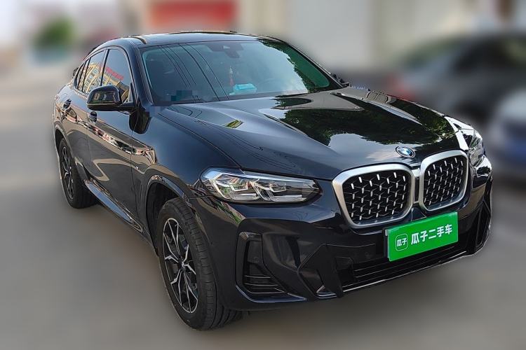 Used BMW X4 2022 xDrive 25i M Sport Package Front Right 45 Deg