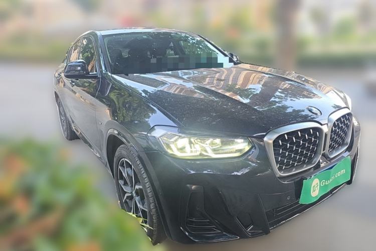 Used BMW X4 2022 xDrive 25i M Sport Package Front Right 45 Deg