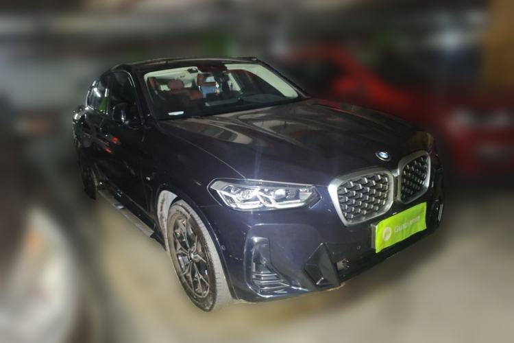Used BMW X4 2022 xDrive 25i M Sport Package Front Right 45 Deg