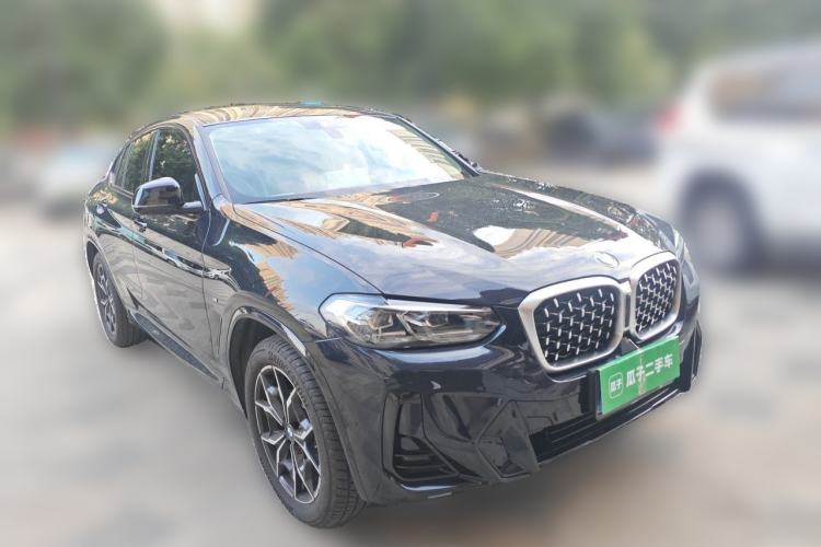 Used BMW X4 2022 xDrive 25i M Sport Package Front Right 45 Deg