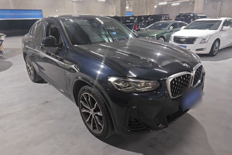 Used BMW X4 2022 xDrive 25i M Sport Package Front Right 45 Deg