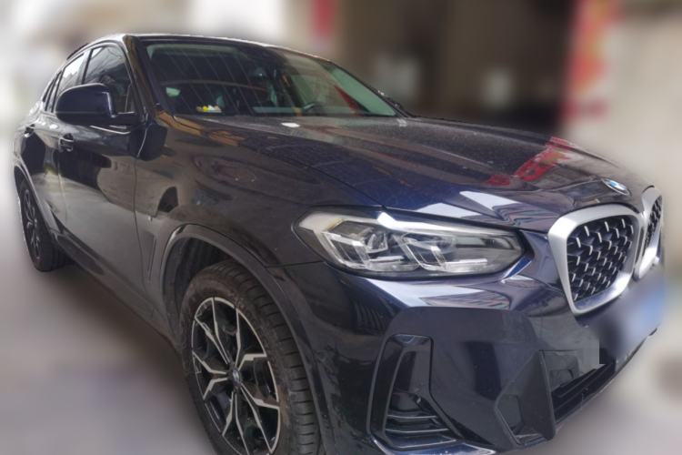 Used BMW X4 2022 xDrive 25i M Sport Package Front Right 45 Deg