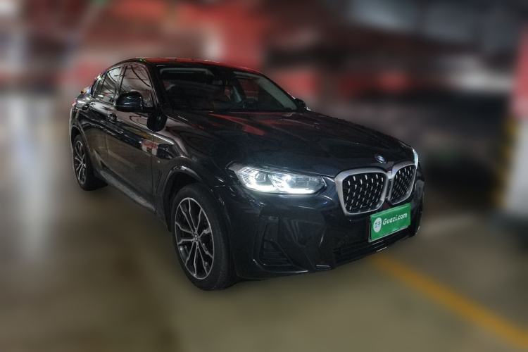 Used BMW X4 2022 xDrive 30i M Sport Package Front Right 45 Deg