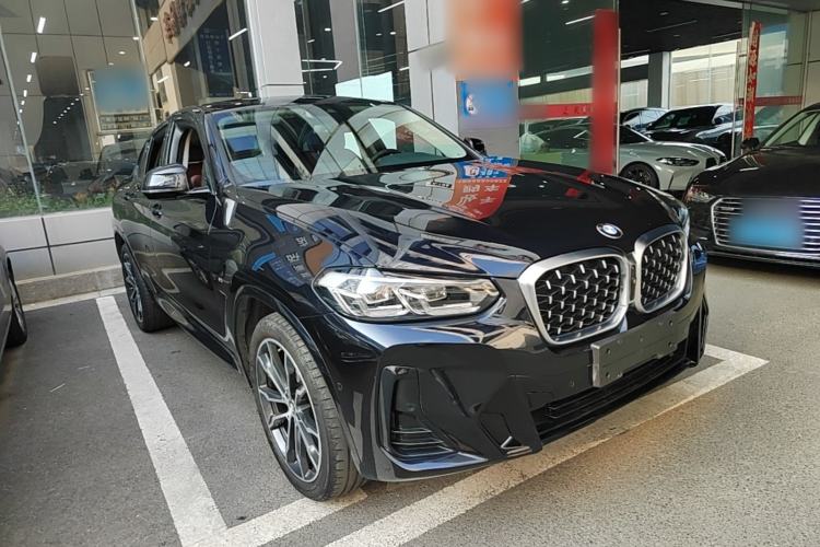 Used BMW X4 2022 xDrive 30i M Sport Package Front Right 45 Deg