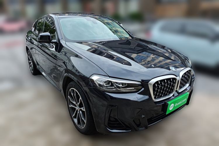 Used BMW X4 2022 xDrive 25i M Sport Package Front Right 45 Deg