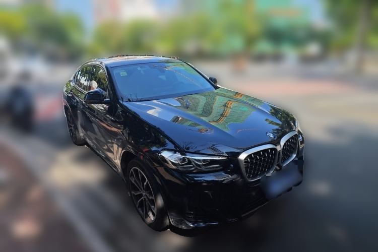 Used BMW X4 2022 xDrive 30i M Sport Package Front Right 45 Deg