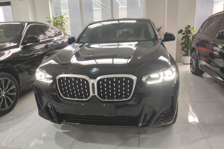 Used BMW X4 2022 xDrive 30i M Sport Package Front